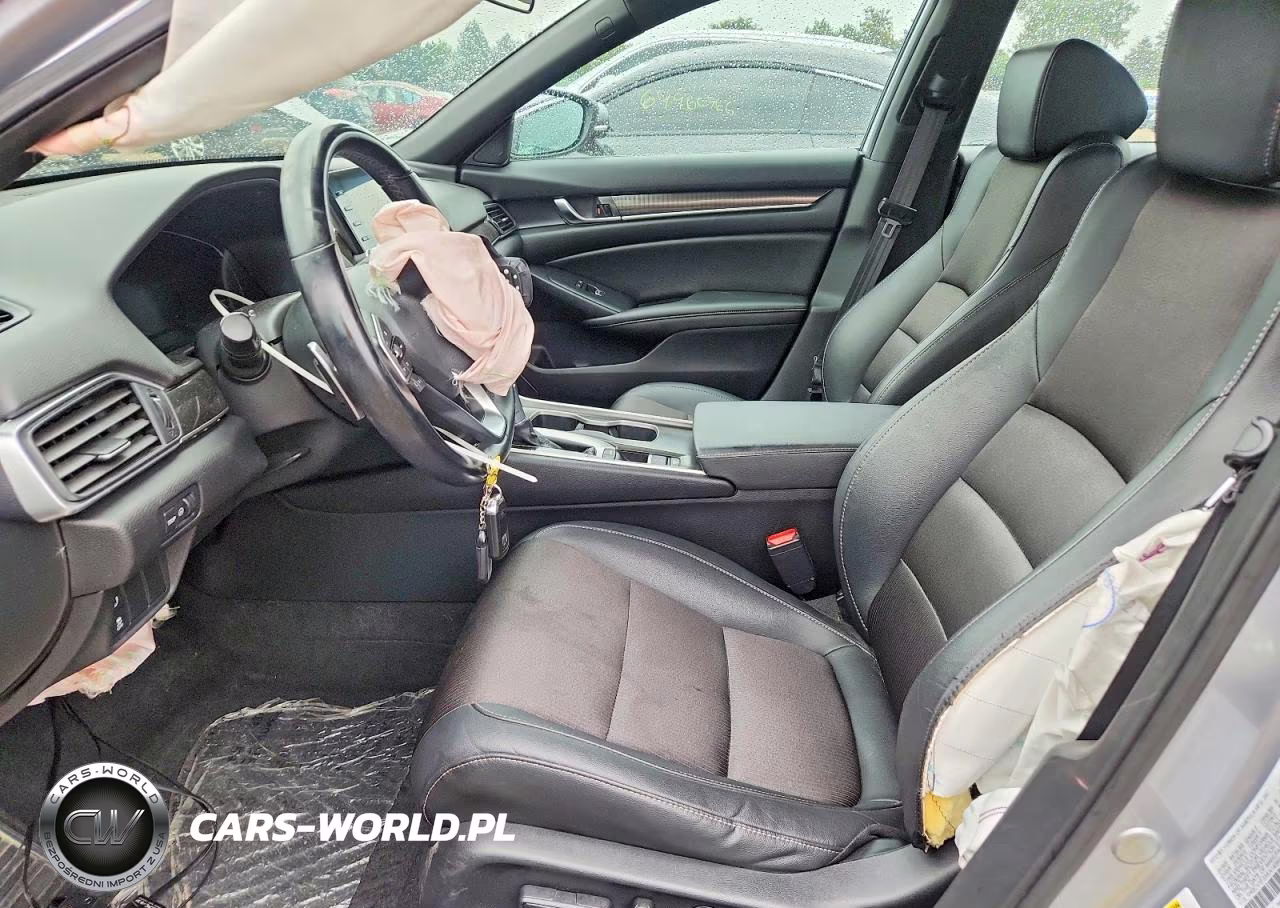 2019 Honda Accord Sport VIN:1HGCV1F3XKA145602 - 7