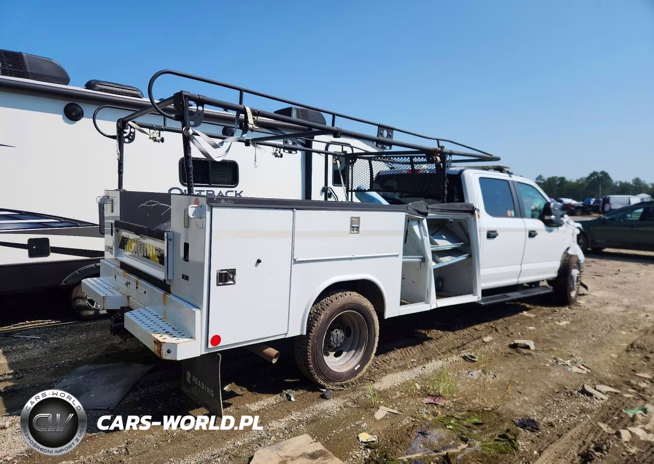 2022 Ford F450 Super Duty VIN:1FD0W4HN5NED80383 - 3
