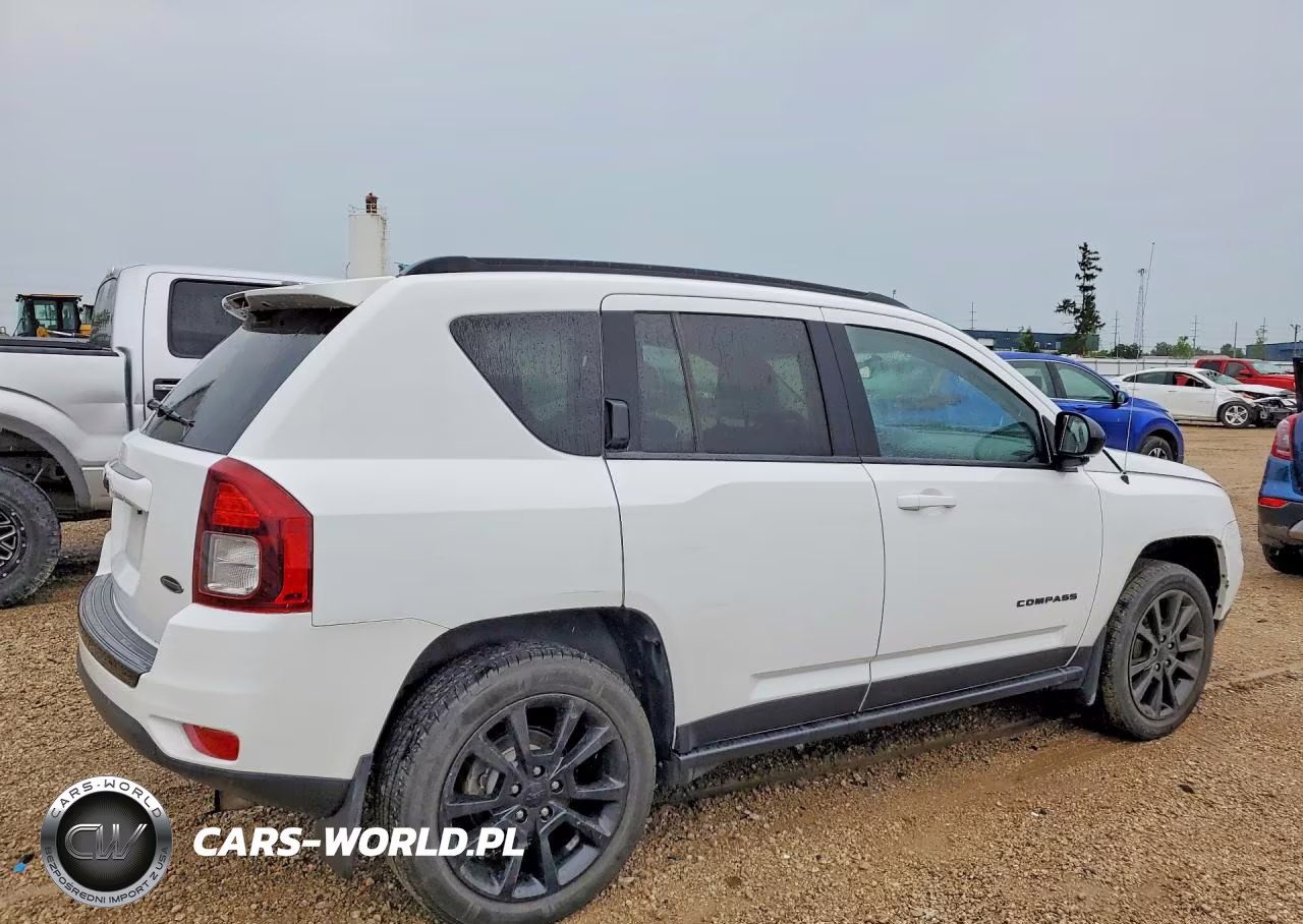 2015 Jeep Compass Sport VIN:1C4NJDBB1FD323984 - 3