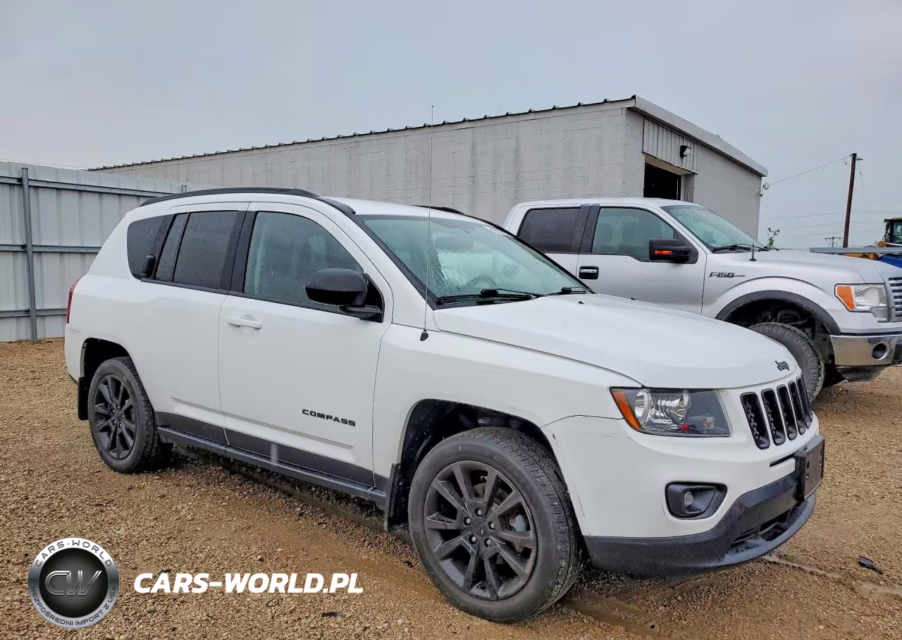 2015 Jeep Compass Sport VIN:1C4NJDBB1FD323984 - 4