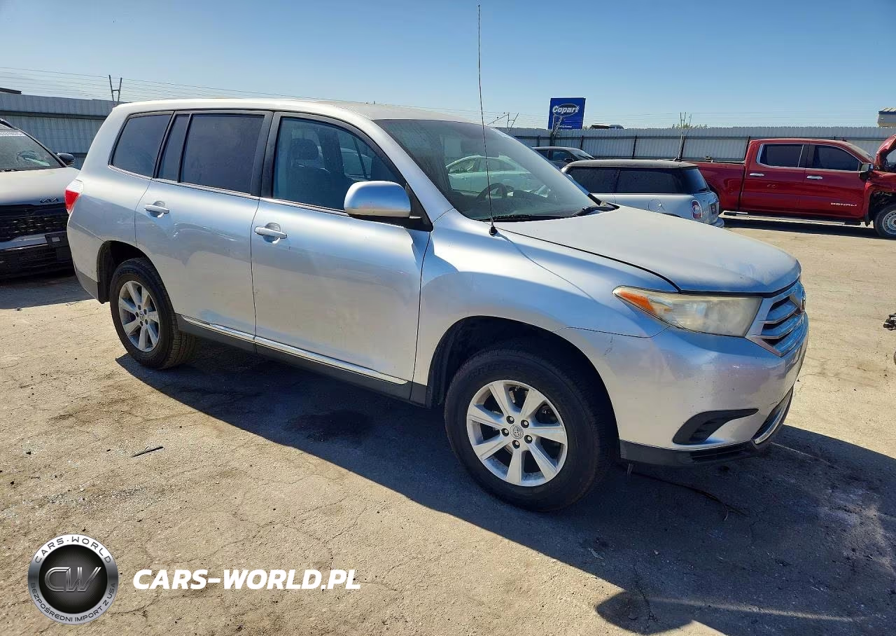 2012 Toyota Highlander Base VIN:5TDZA3EH8CS018834 - 4