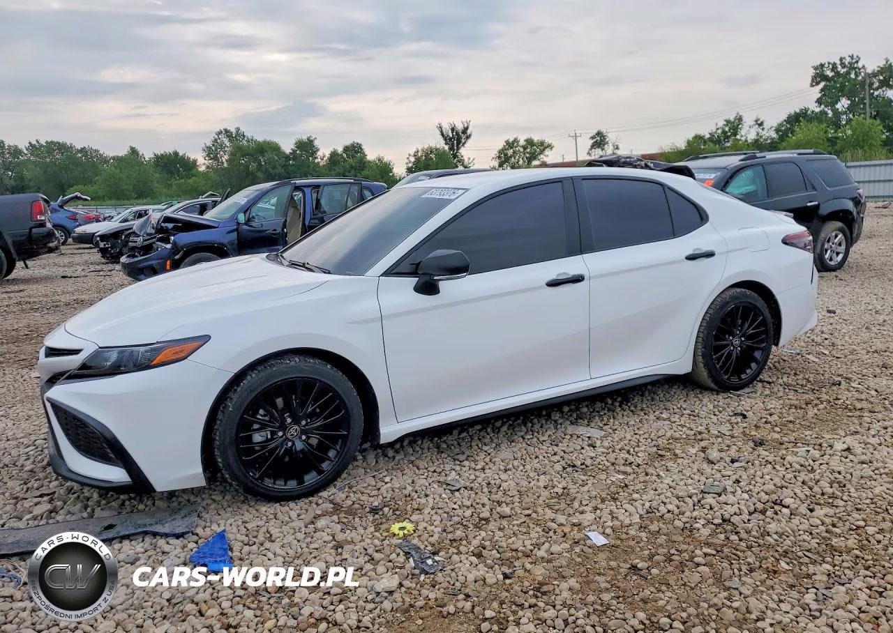 2022 Toyota Camry Se Nightshade – zdjęcie 1 z 12