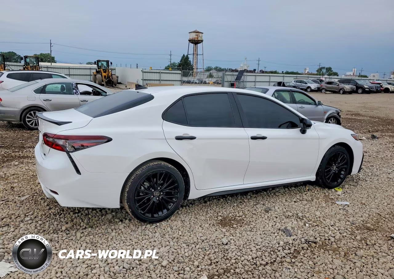 2022 Toyota Camry Se Nightshade VIN:4T1T11AK7NU054102 - 3