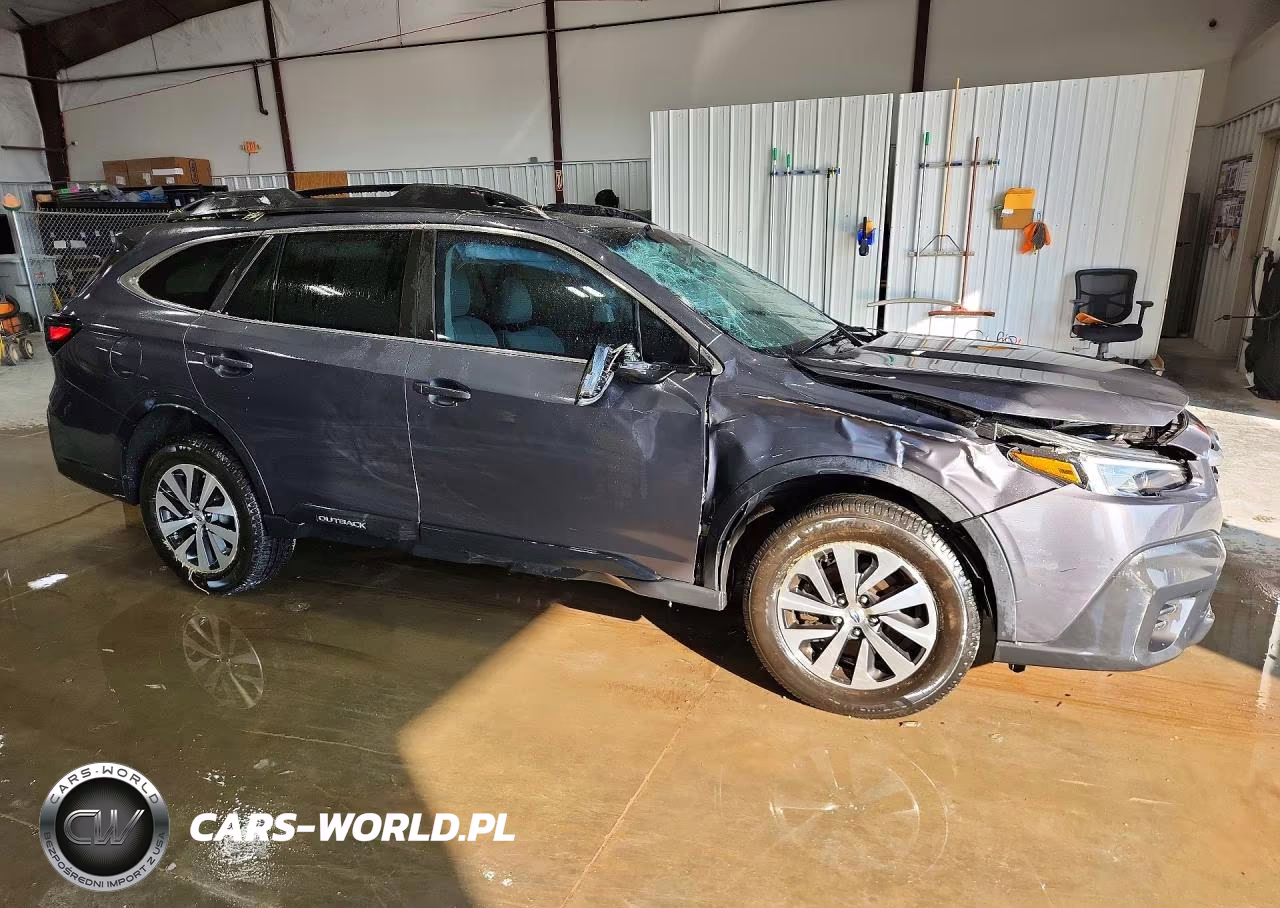 2020 Subaru Outback Premium VIN:4S4BTAEC8L3183025 - 4