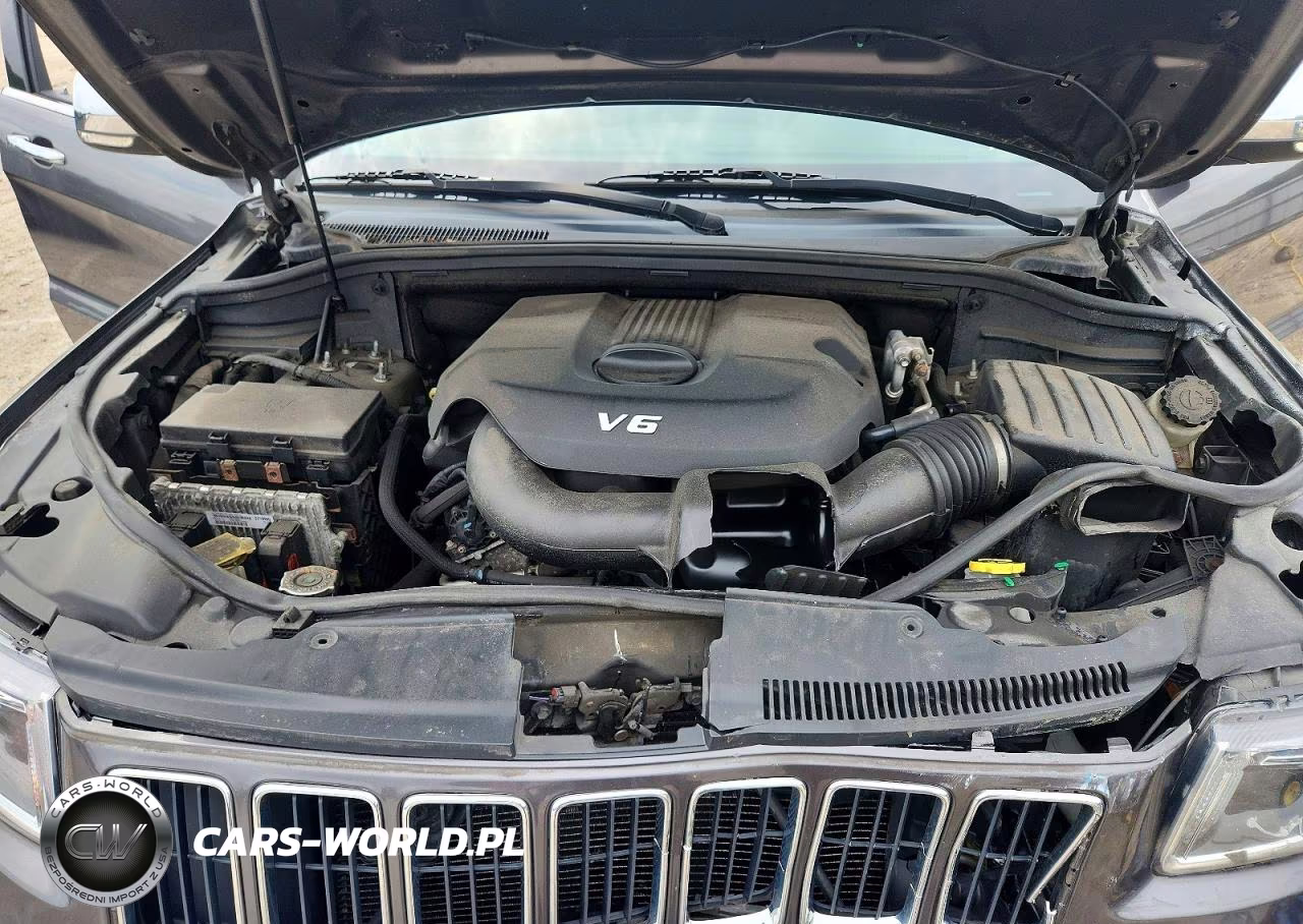 2015 Jeep Grand Cherokee Limited VIN:1C4RJFBG7FC680813 - 12