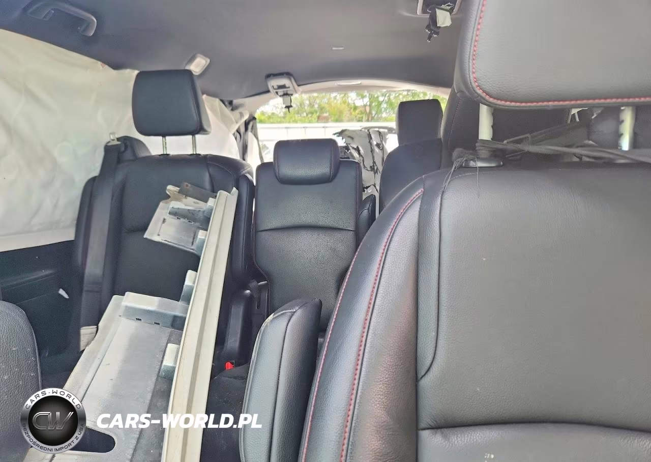 2023 Honda Odyssey Sport-L VIN:5FNRL6H76PB004052 - 10