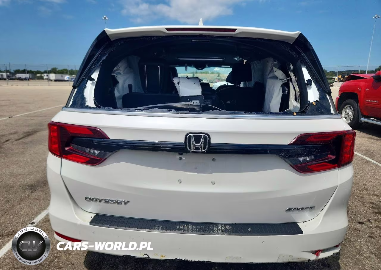 2023 Honda Odyssey Sport-L VIN:5FNRL6H76PB004052 - 6