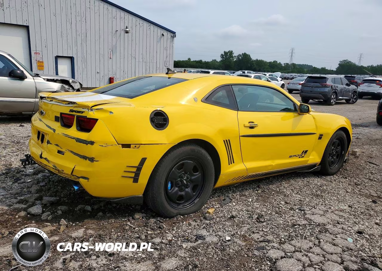 2012 Chevrolet Camaro Ls VIN:2G1FE1E30C9132540 - 3
