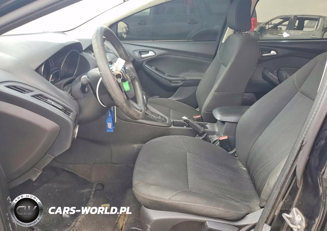 2018 Ford Focus Se VIN:1FADP3FE7JL243862 - 7