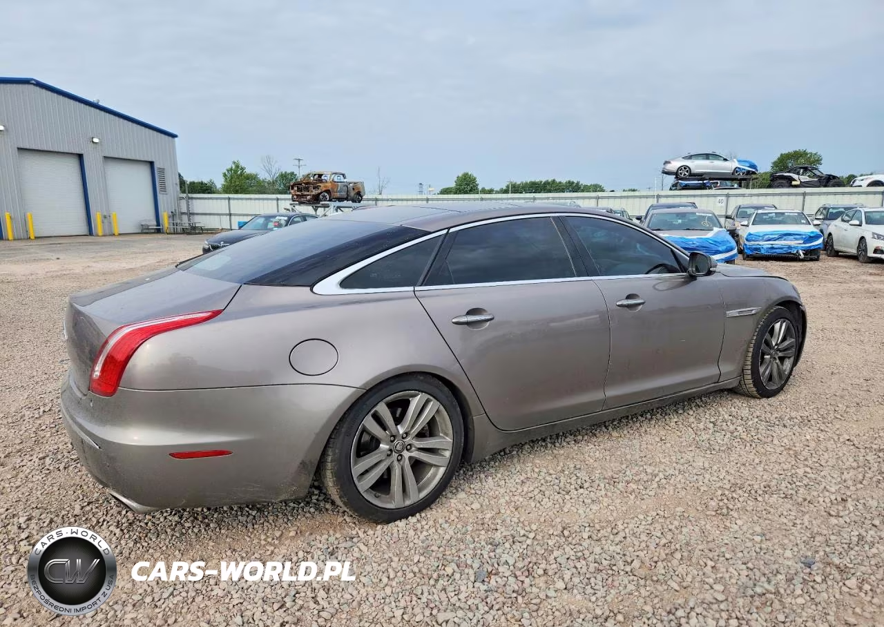 2011 Jaguar Xjl VIN:SAJWA2GB4BLV17136 - 3