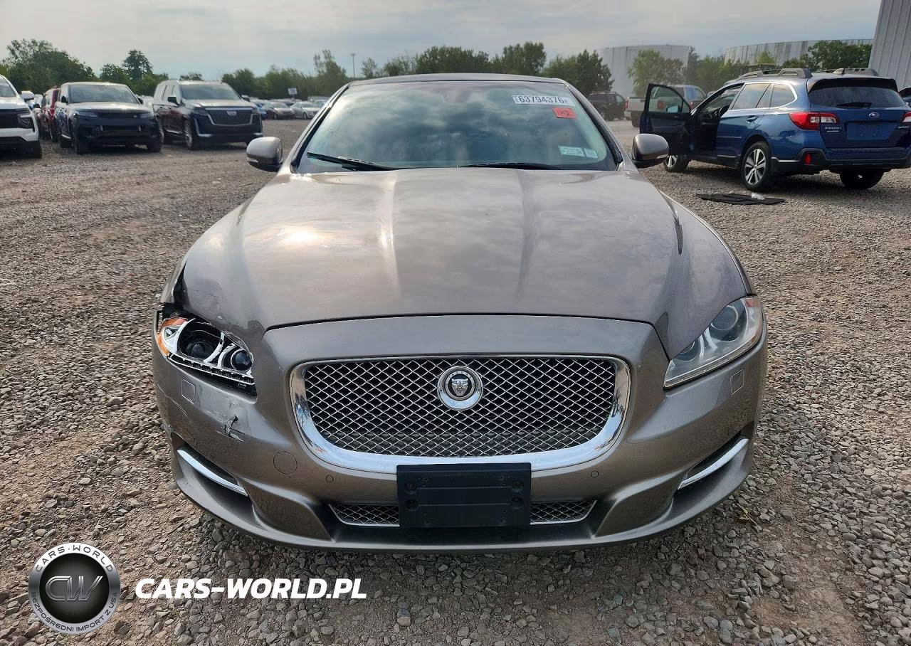 2011 Jaguar Xjl VIN:SAJWA2GB4BLV17136 - 5