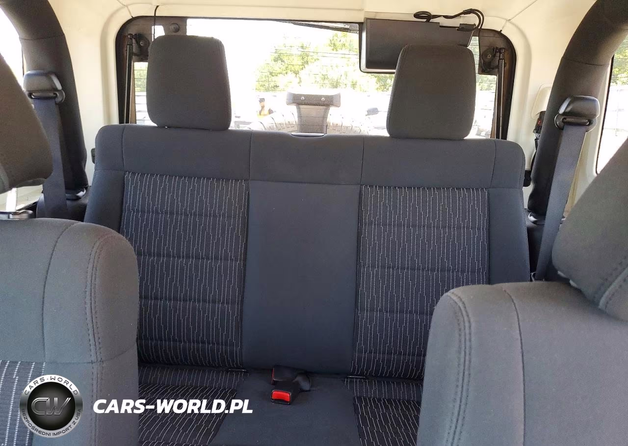2012 Jeep Wrangler Sahara VIN:1C4AJWBG9CL153672 - 10