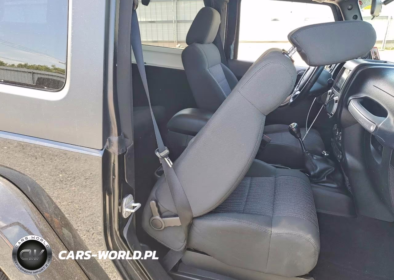 2012 Jeep Wrangler Sahara VIN:1C4AJWBG9CL153672 - 11