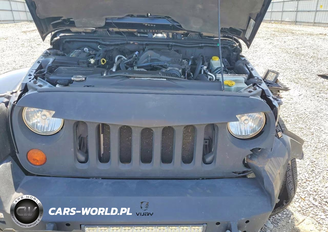 2012 Jeep Wrangler Sahara VIN:1C4AJWBG9CL153672 - 12
