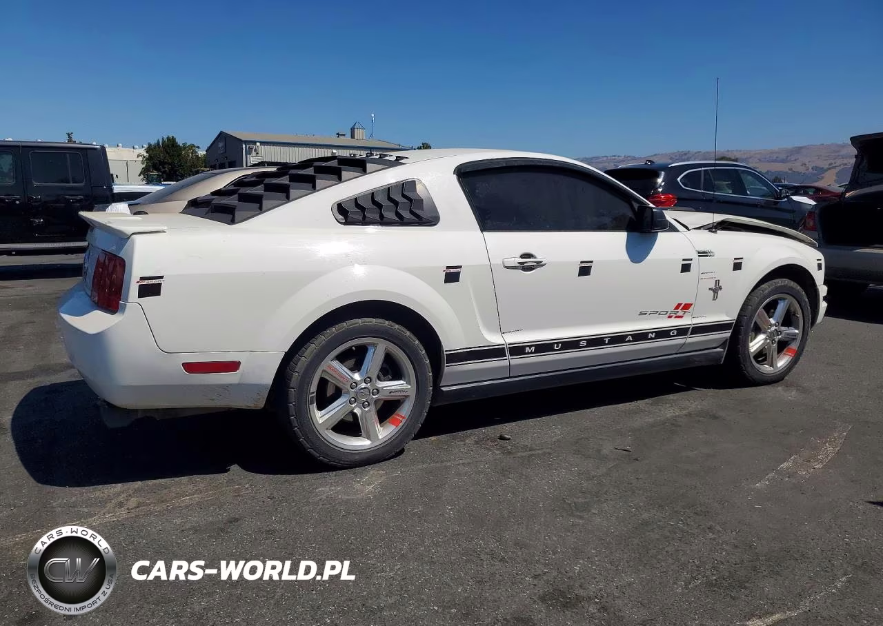 2008 Ford Mustang VIN:1ZVHT80N885195314 - 3