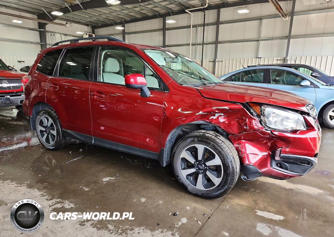 2018 Subaru Forester 2.5I Premium VIN:JF2SJAEC9JH450667 - 4