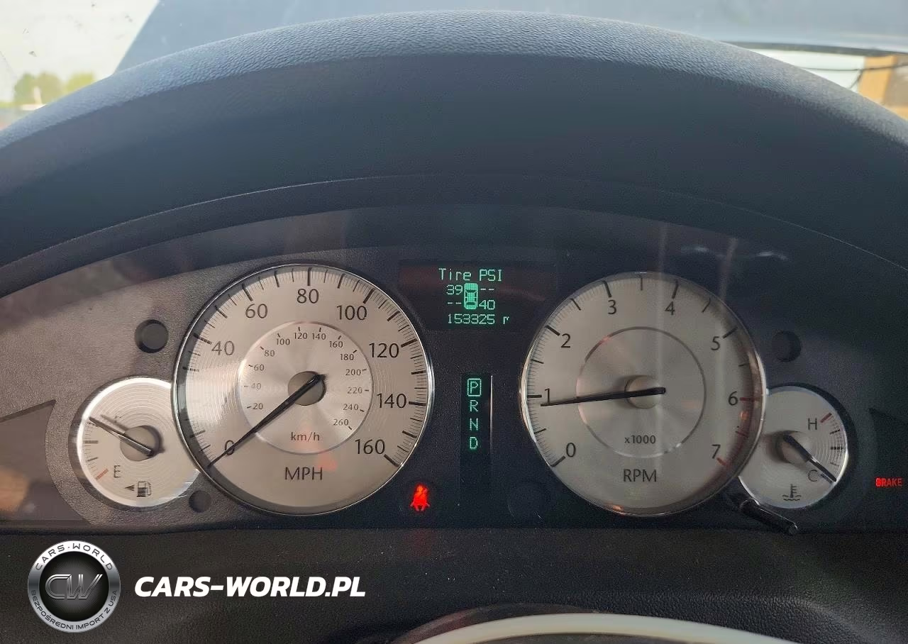 2008 Chrysler 300C VIN:2C3LA63HX8H165306 - 9