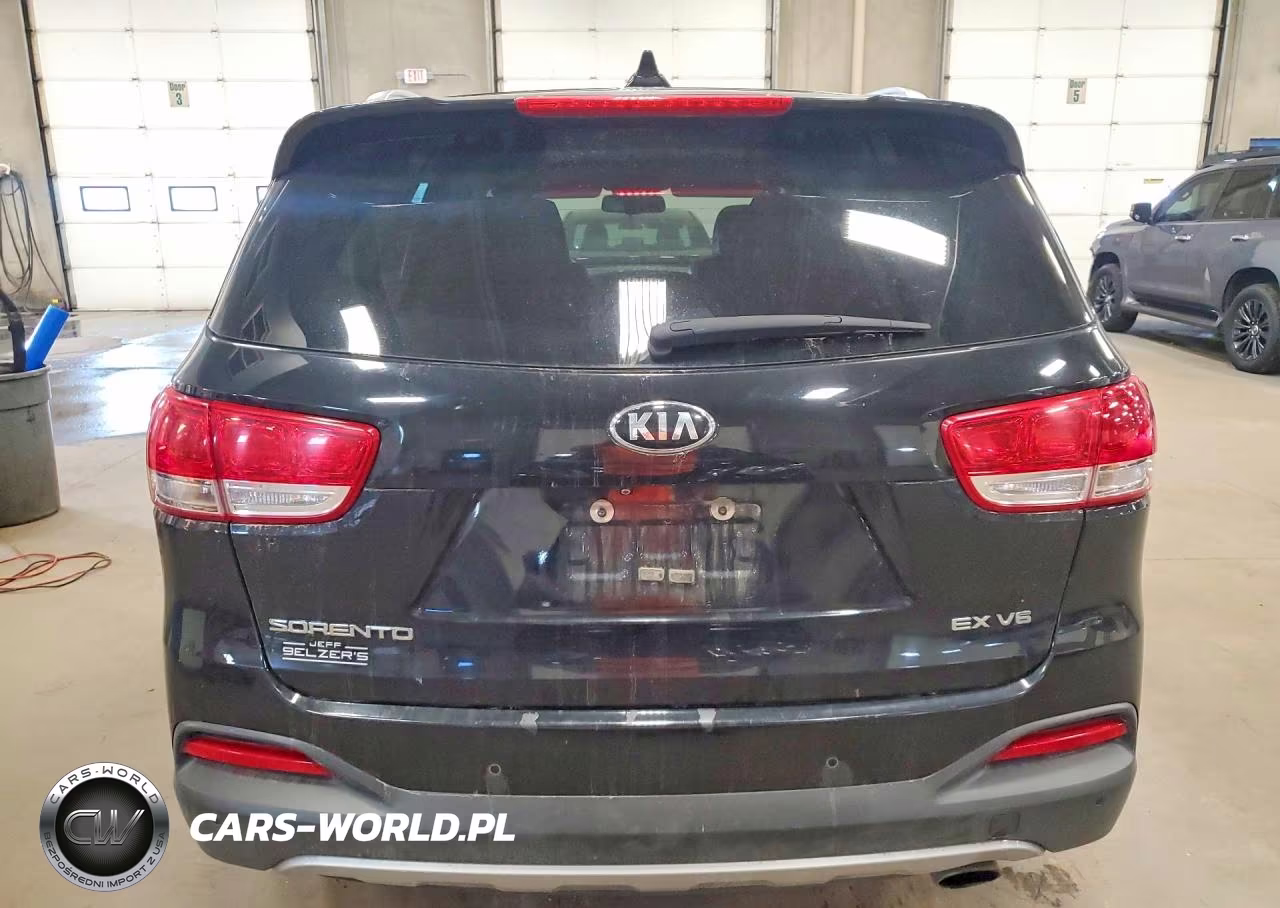 2017 Kia Sorento Ex VIN:5XYPHDA56HG234688 - 6