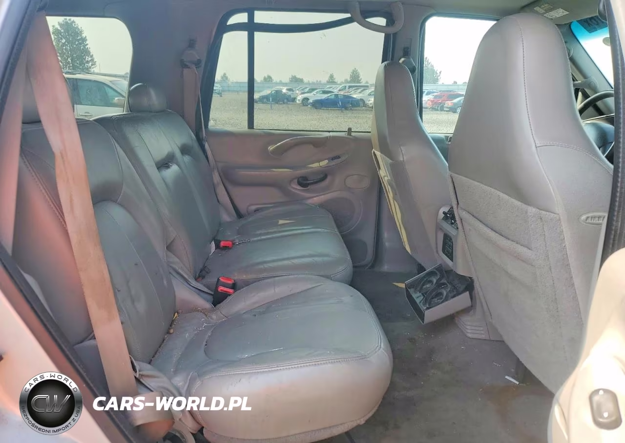 2002 Ford Expedition Xlt VIN:1FMFU16L22LA84616 - 11