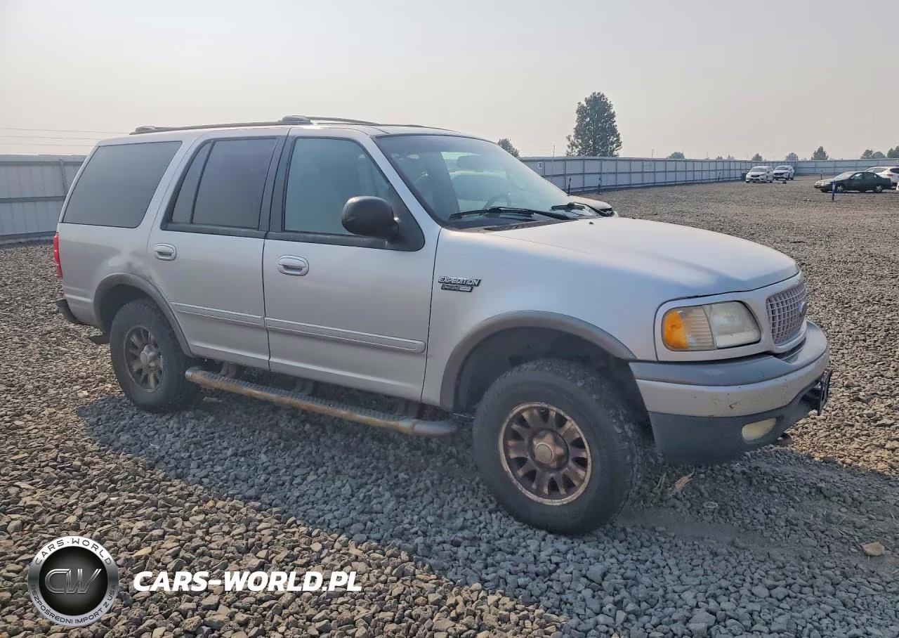 2002 Ford Expedition Xlt VIN:1FMFU16L22LA84616 - 4