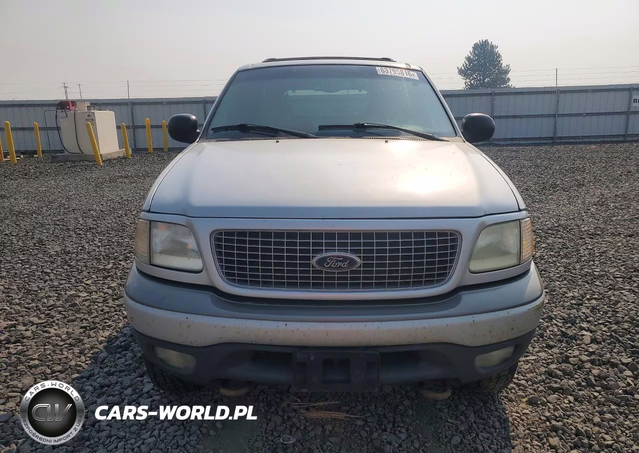 2002 Ford Expedition Xlt VIN:1FMFU16L22LA84616 - 5
