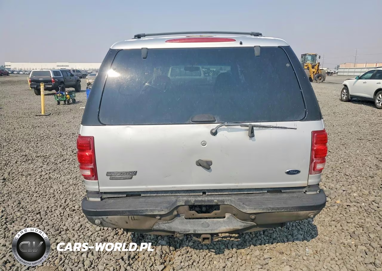 2002 Ford Expedition Xlt VIN:1FMFU16L22LA84616 - 6