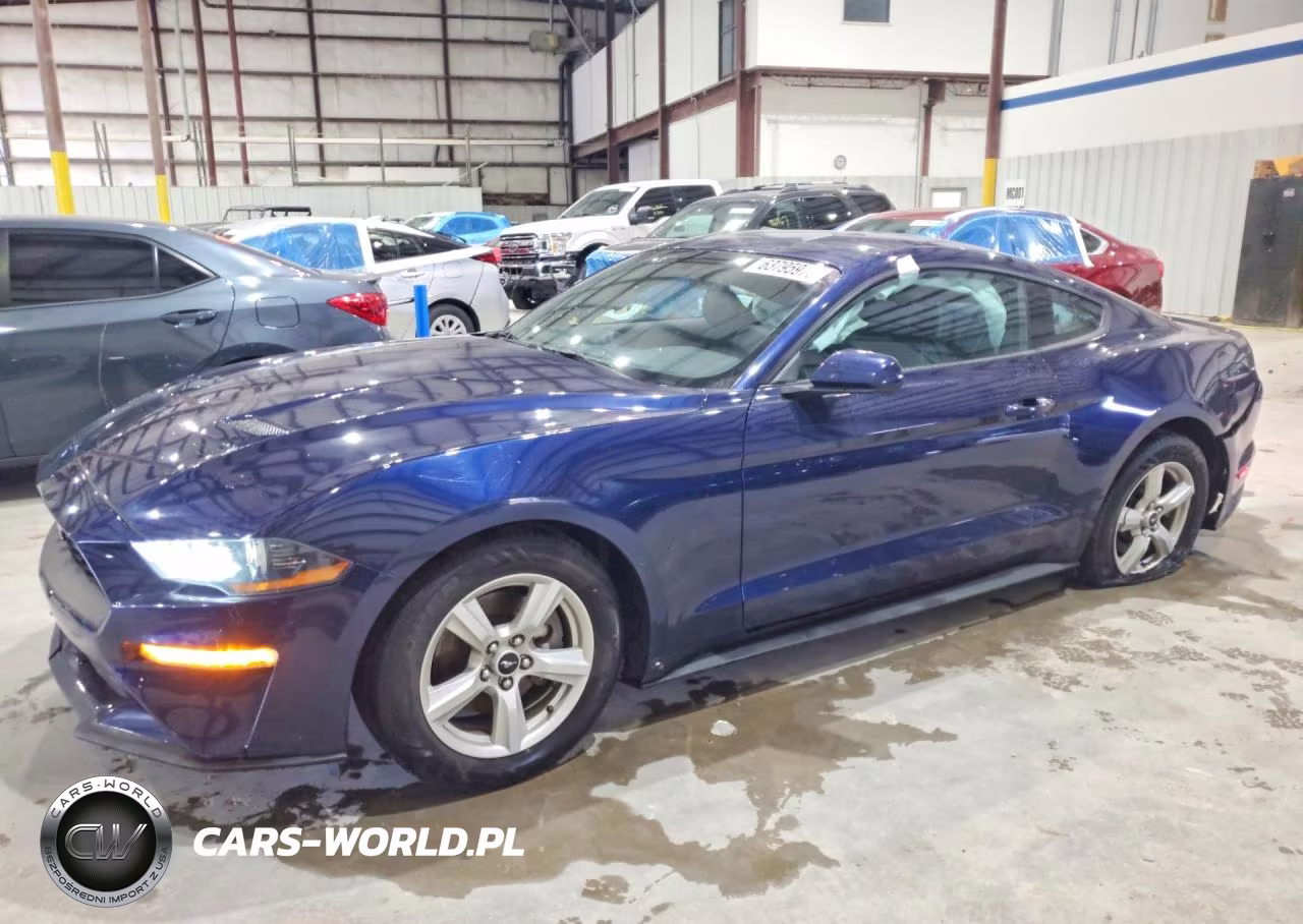 2018 Ford Mustang VIN:1FA6P8TH8J5120306 - 1