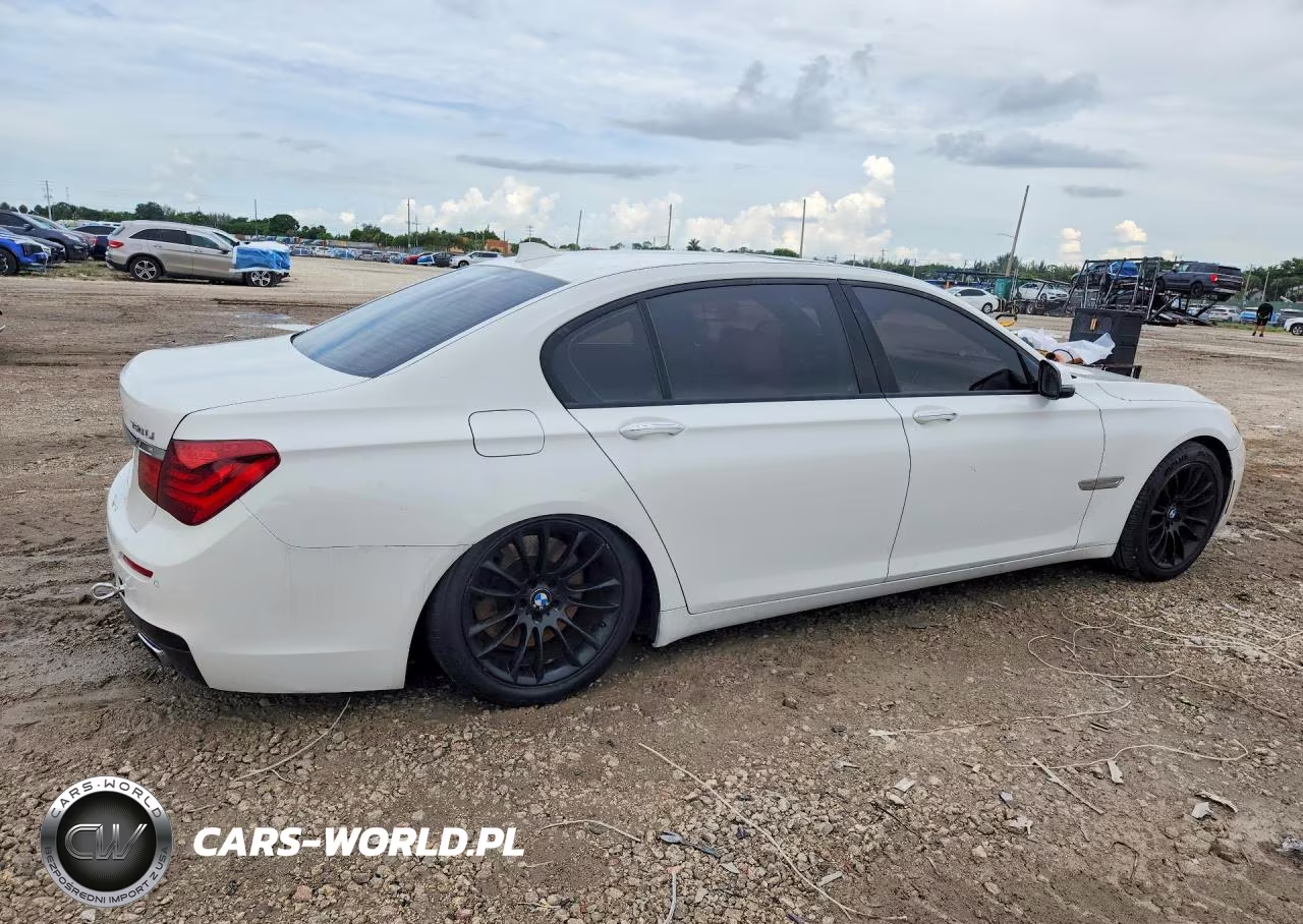 2013 BMW 750 Li VIN:WBAYE8C54DD133463 - 3