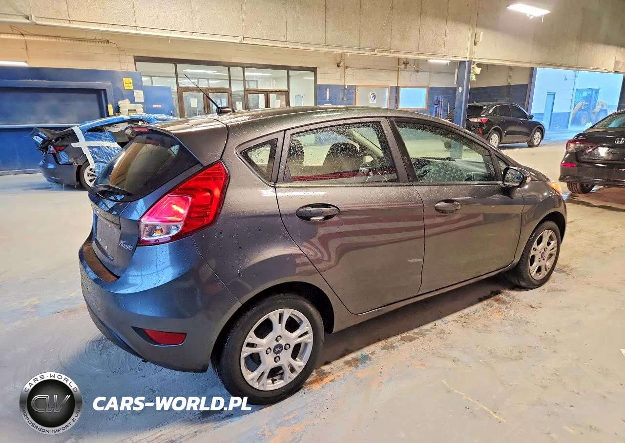 2015 Ford Fiesta Se VIN:3FADP4EJ8FM213019 - 3