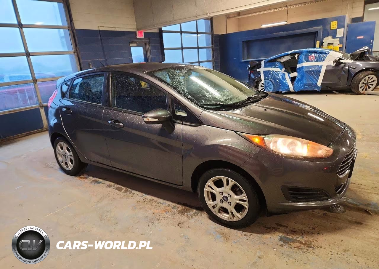 2015 Ford Fiesta Se VIN:3FADP4EJ8FM213019 - 4