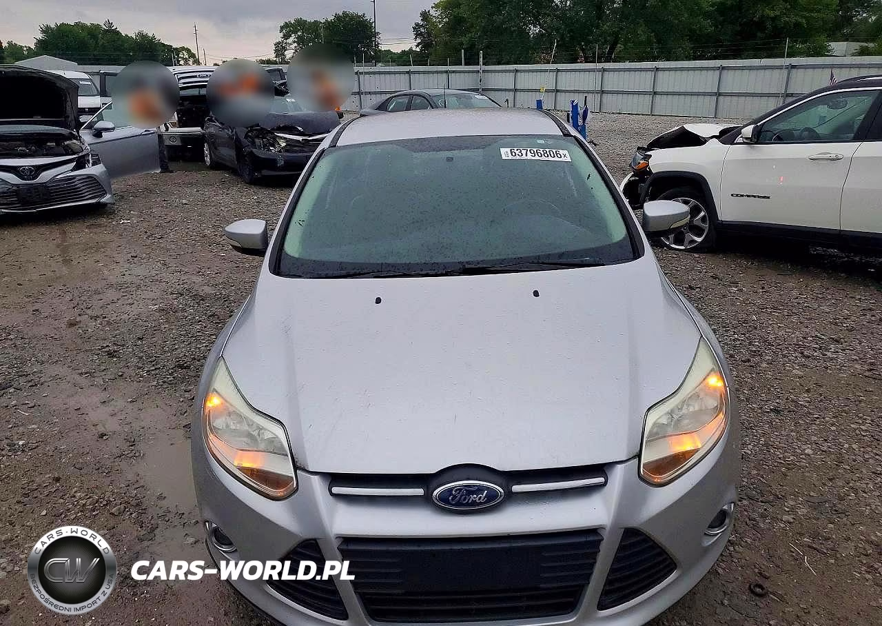2014 Ford Focus Se VIN:1FADP3F23EL166760 - 5