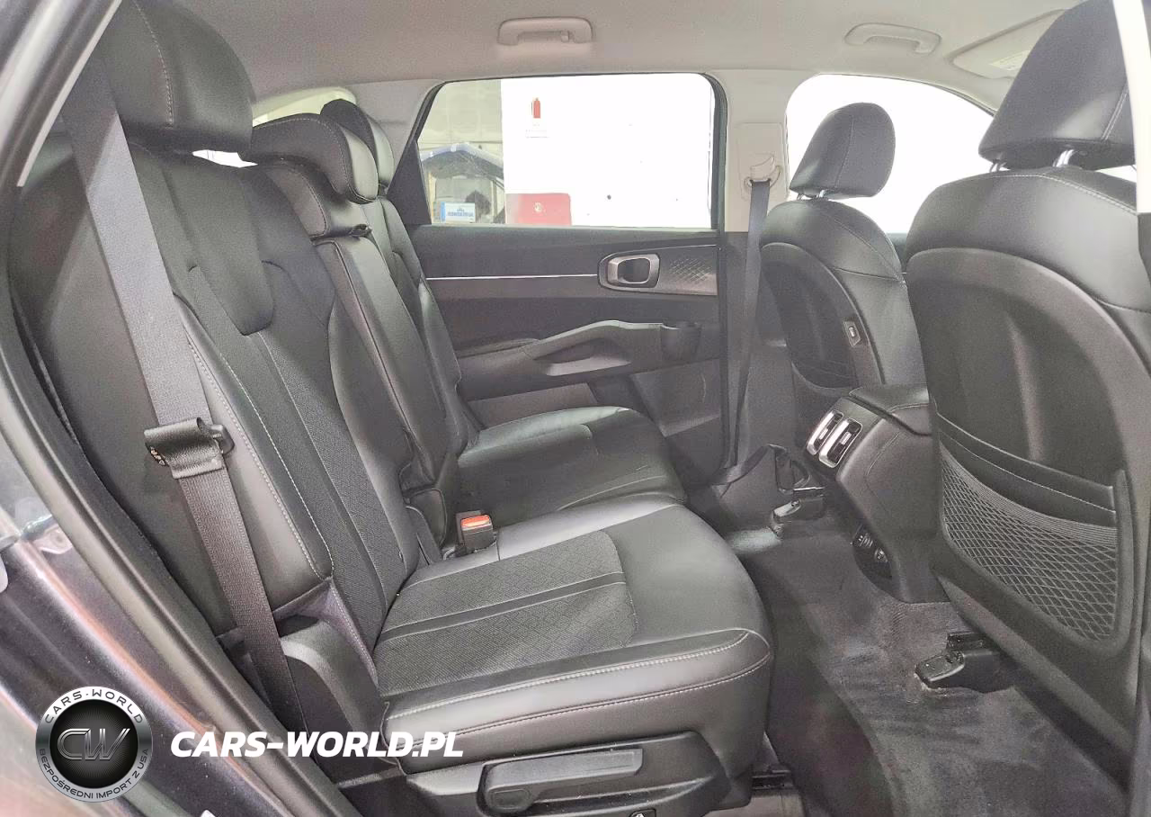 2021 Kia Sorento VIN:5XYRLDLC5MG036293 - 11