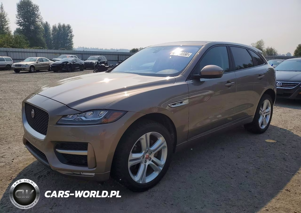 2017 Jaguar F-Pace R - Sport