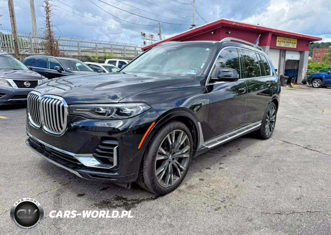 2019 BMW X7 xDrive50I
