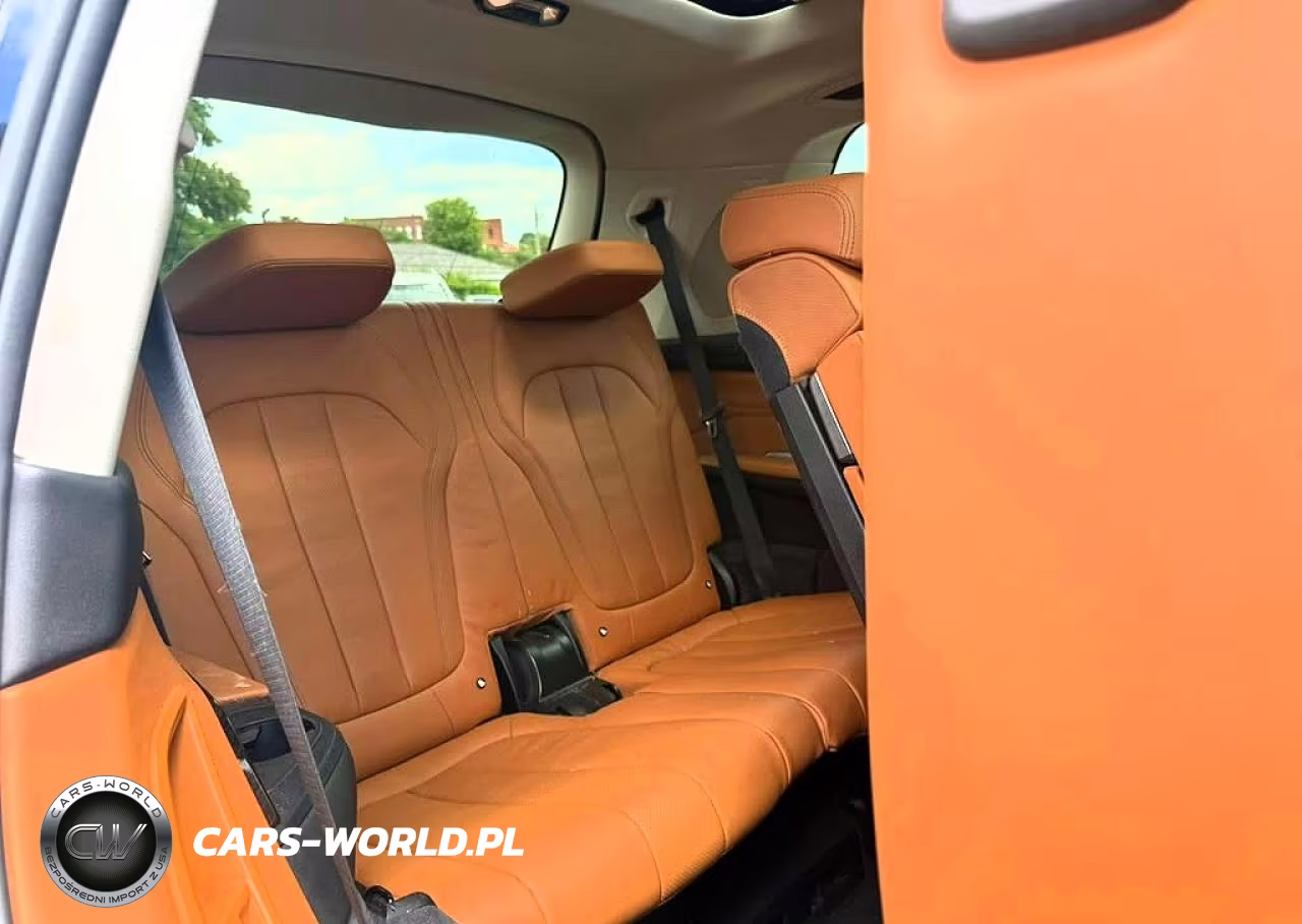 2019 BMW X7 xDrive50I VIN:5UXCX4C59KLS36573 - 8