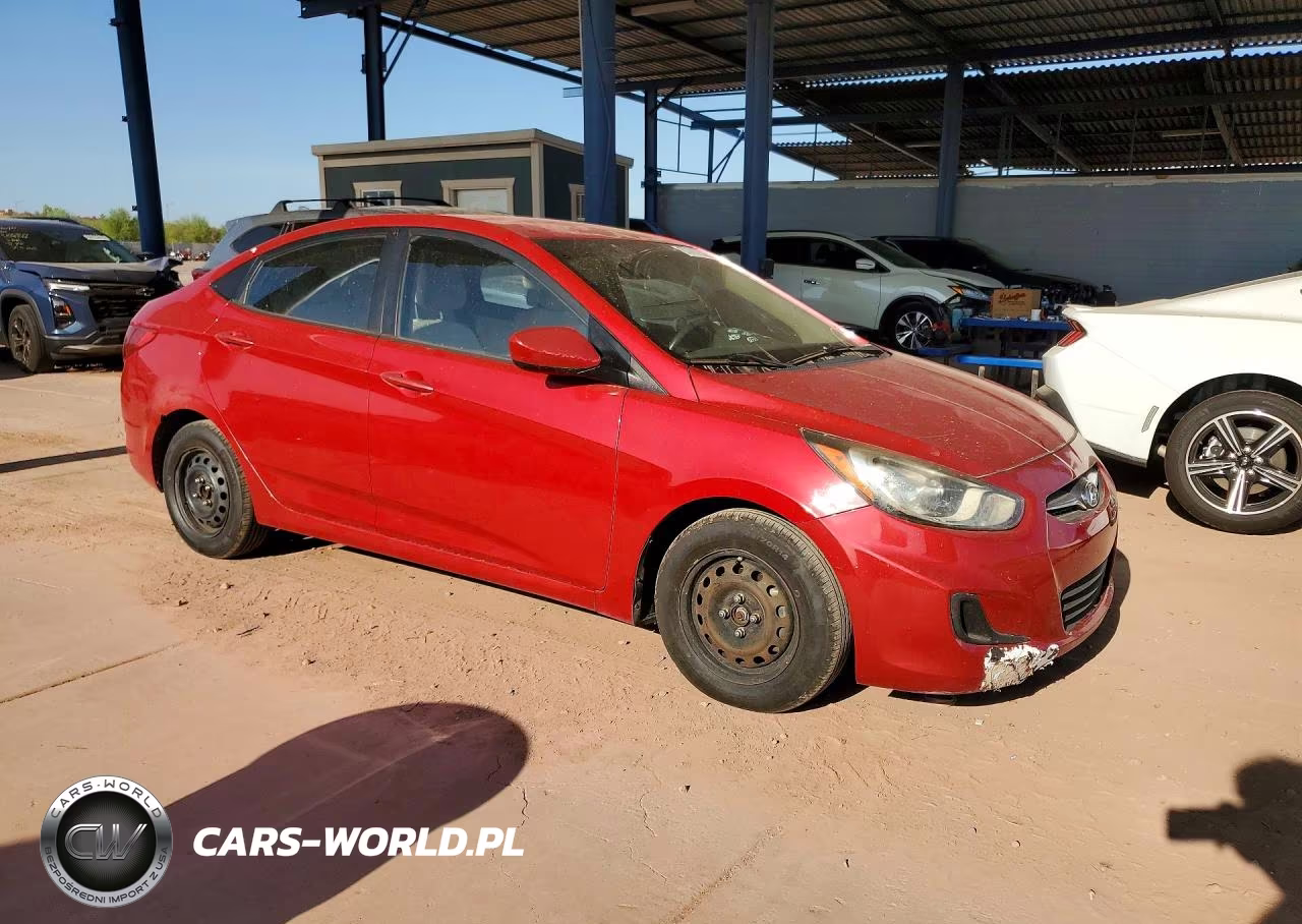 2013 Hyundai Accent Gls VIN:KMHCT4AE3DU350951 - 4