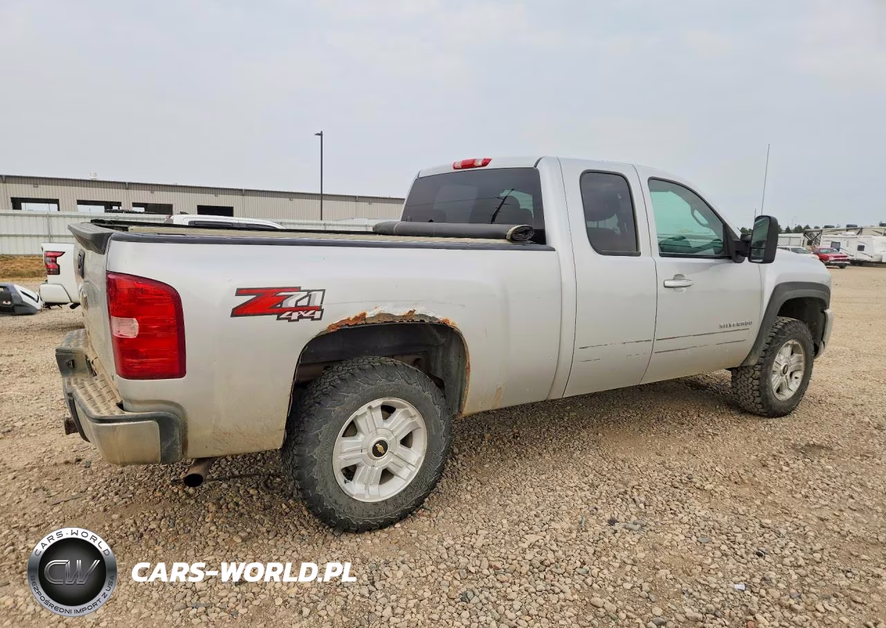 2010 Chevrolet Silverado K1500 Lt VIN:1GCSKSE31AZ252046 - 3