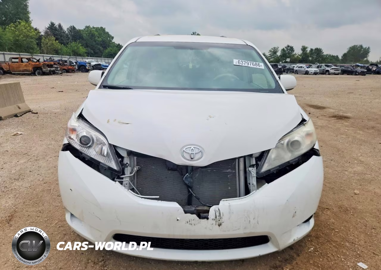 2013 Toyota Sienna Le VIN:5TDKK3DC0DS362924 - 5