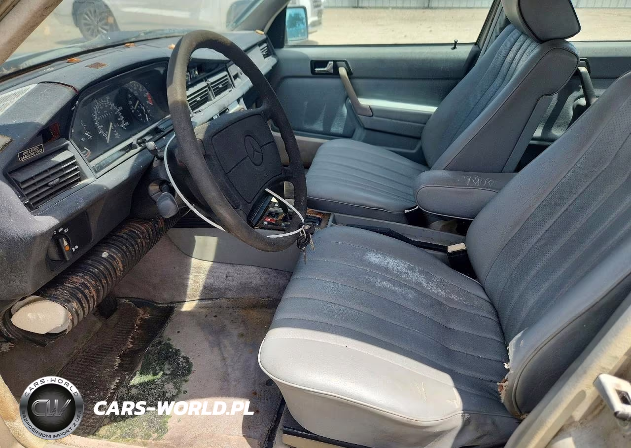 1986 Mercedes-Benz 190 E 2.3 VIN:WDBDA24D5GF222997 - 7