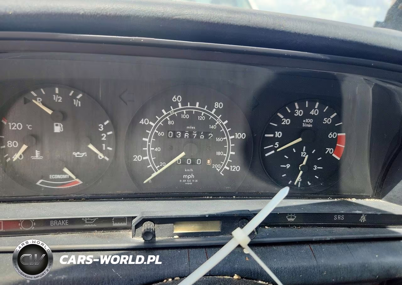 1986 Mercedes-Benz 190 E 2.3 VIN:WDBDA24D5GF222997 - 9