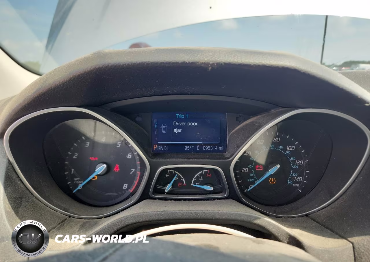 2014 Ford Focus Se VIN:1FADP3F27EL121305 - 9