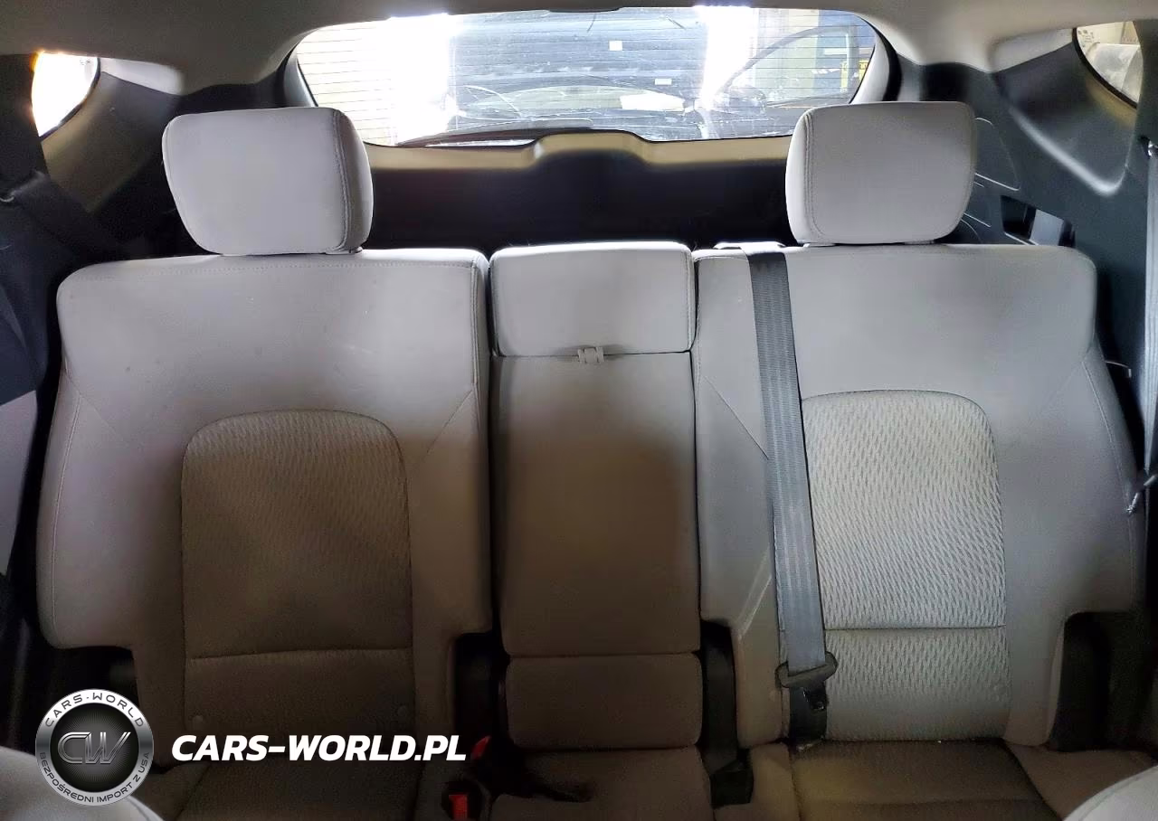 2015 Hyundai Santa Fe Sport 2.4L VIN:5XYZT3LB5FG249006 - 10