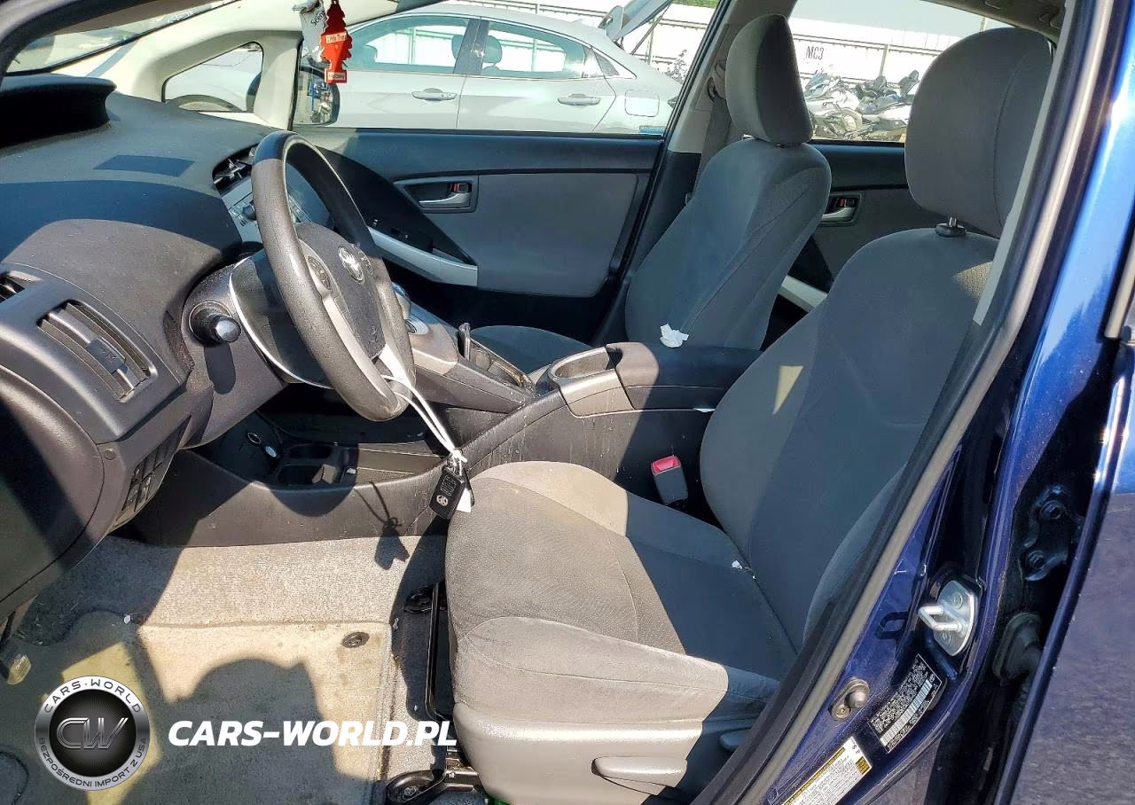 2012 Toyota Prius Two VIN:JTDKN3DU8C1539537 - 7