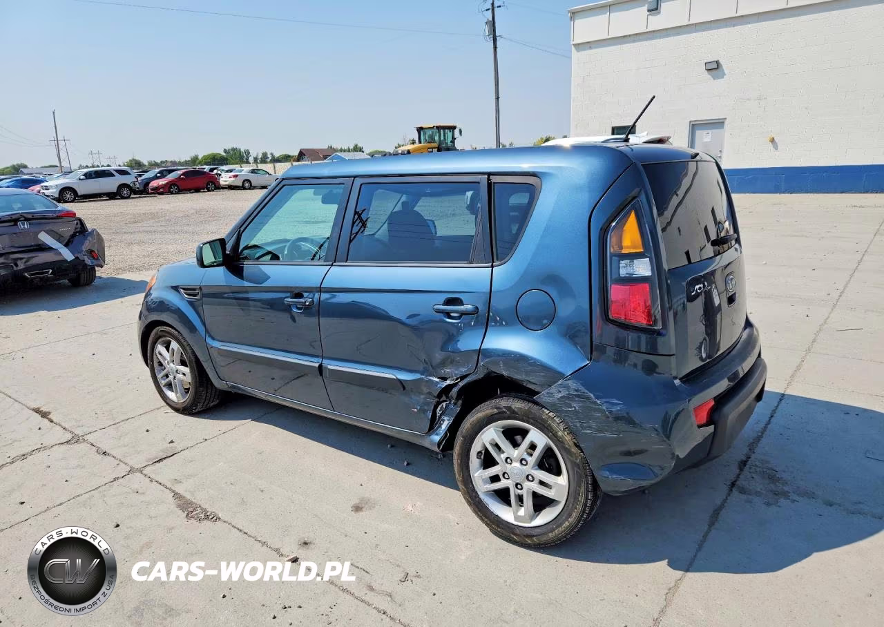 2011 Kia Soul + VIN:KNDJT2A21B7197732 - 2
