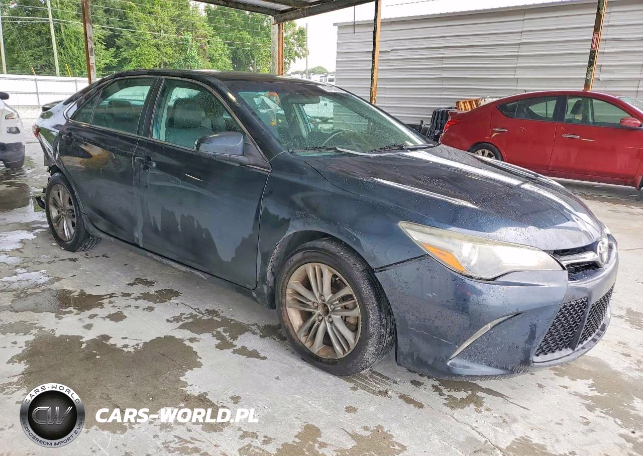 2015 Toyota Camry Se VIN:4T1BF1FK1FU033804 - 4
