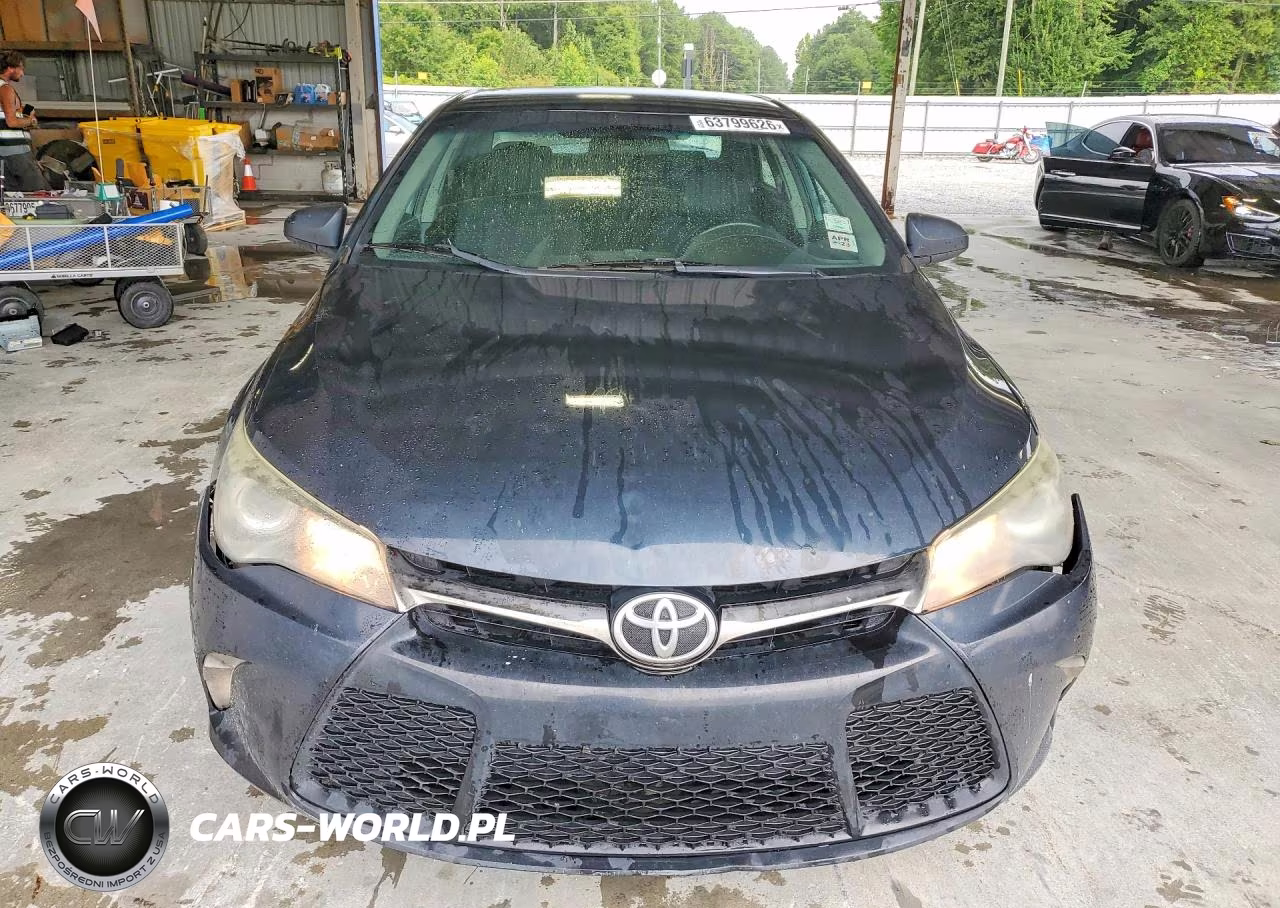 2015 Toyota Camry Se VIN:4T1BF1FK1FU033804 - 5