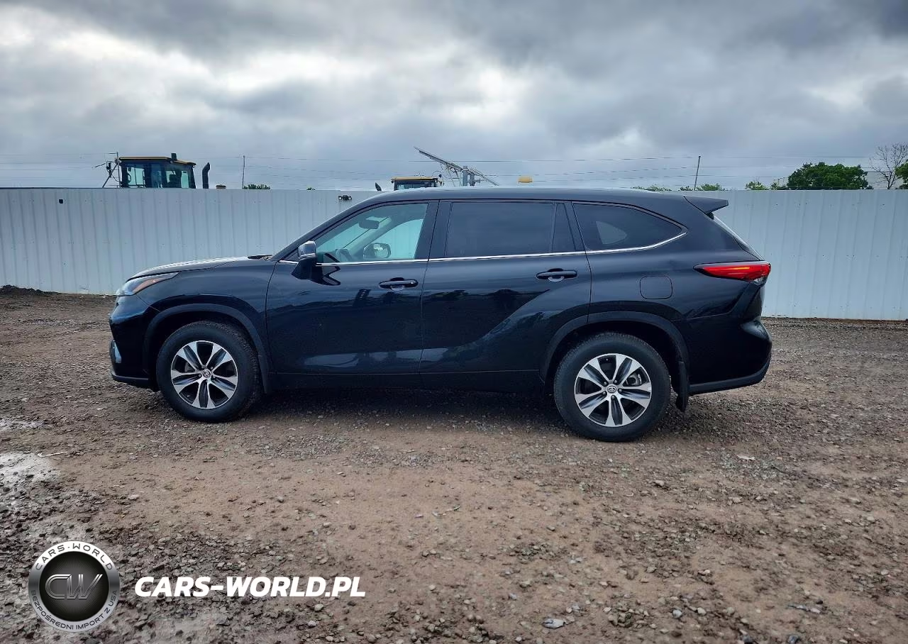 2023 Toyota Highlander Xle VIN:5TDKDRBH5PS526345 - 13