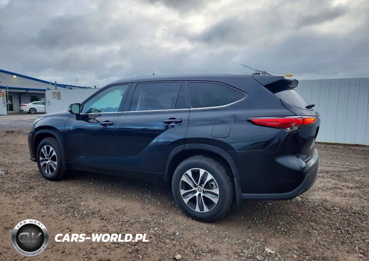 2023 Toyota Highlander Xle VIN:5TDKDRBH5PS526345 - 2