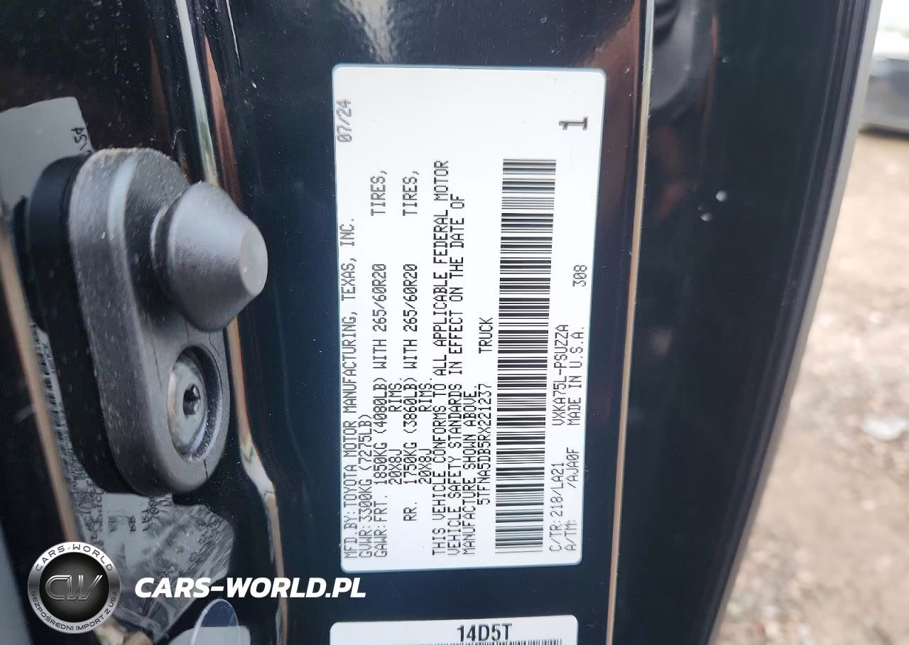 2024 Toyota Tundra Platinum VIN:5TFNA5DB5RX221237 - 13