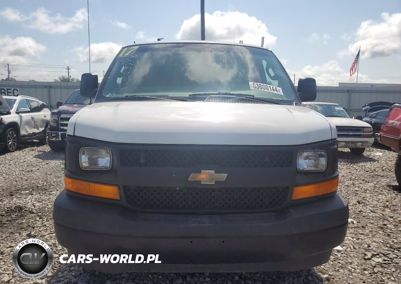 2017 Chev Express G2500 VIN:1GCWGAFF5H1299014 - 5